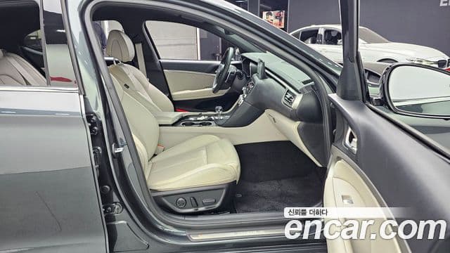 Genesis The / новый New G70, 2021 11