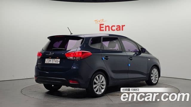 Kia All New Carens 2.0 LPi Trendy, 2016 2