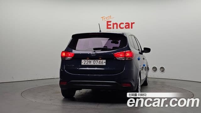 Kia All New Carens 2.0 LPi Trendy, 2016 4