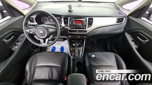 Kia All New Carens 2.0 LPi Trendy, 2016 7