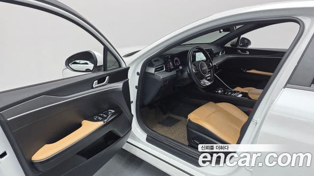 Kia K5 3세대 Prestige, 2022 11