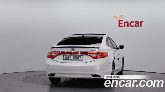 Hyundai Grandeur HG Luxury, 2011 4