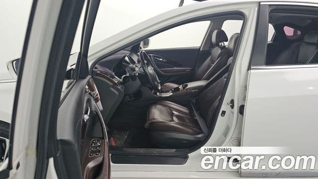 Hyundai Grandeur HG Luxury, 2011 10