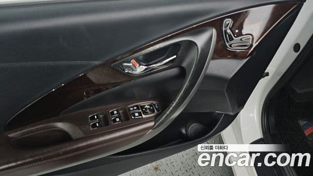 Hyundai Grandeur HG Luxury, 2011 16