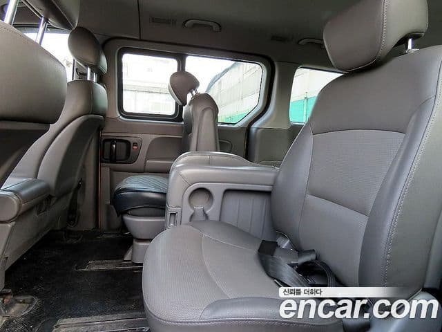 Hyundai Grand Starex детский перевозочный автомобиль, 2009 6