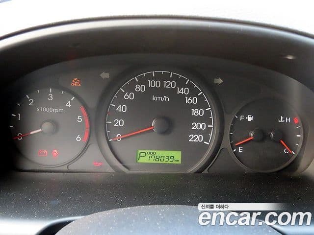 Hyundai Grand Starex детский перевозочный автомобиль, 2009 8