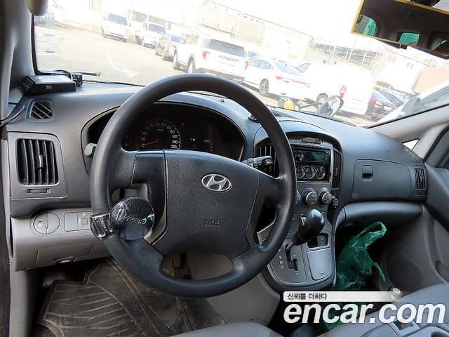 Hyundai Grand Starex детский перевозочный автомобиль, 2009 9