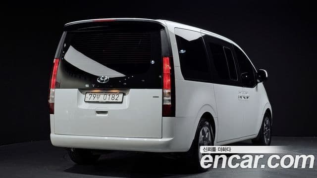 Hyundai Staria Modern, 2023 2