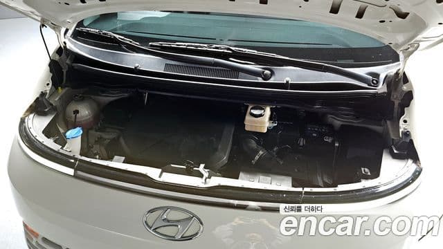 Hyundai Staria Modern, 2023 6