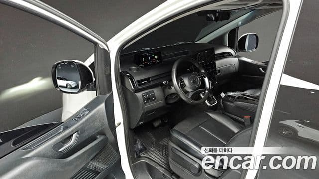Hyundai Staria Modern, 2023 11