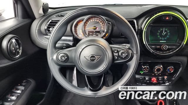 Mini Cooper 클럽맨 2세대, 2021 13