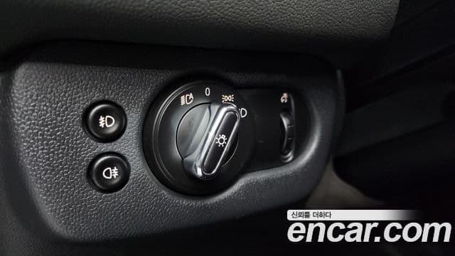 Mini Cooper 클럽맨 2세대, 2021 18