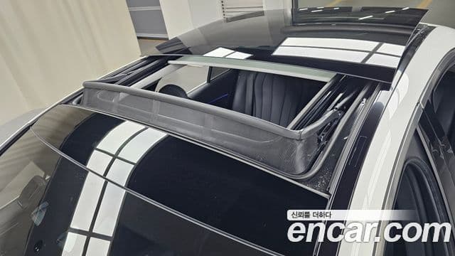 Mercedes-Benz E-класс W214 Avantgarde, 2025 19