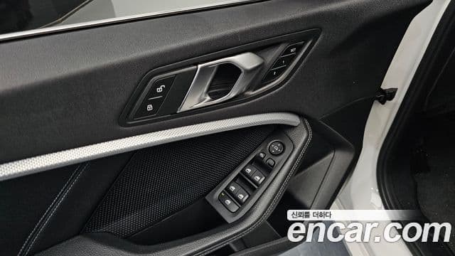 BMW 1시리즈 (F40) 120i Advantage, 2022 13
