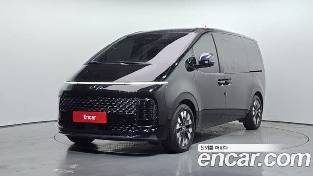 Hyundai Staria Inspiration, 2023 1
