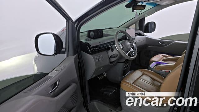 Hyundai Staria Inspiration, 2023 10