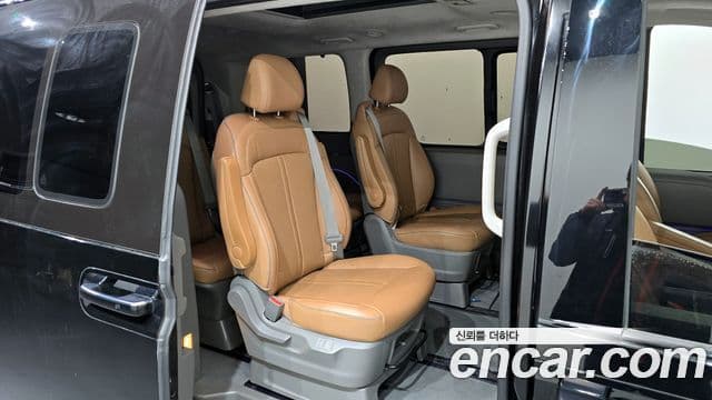 Hyundai Staria Inspiration, 2023 12