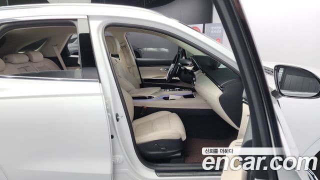 Genesis GV70, 2023 10