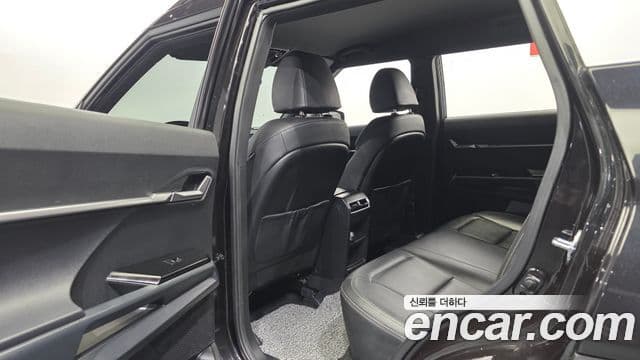 KG모빌리티(SsangYong) Torres T5, 2023 18