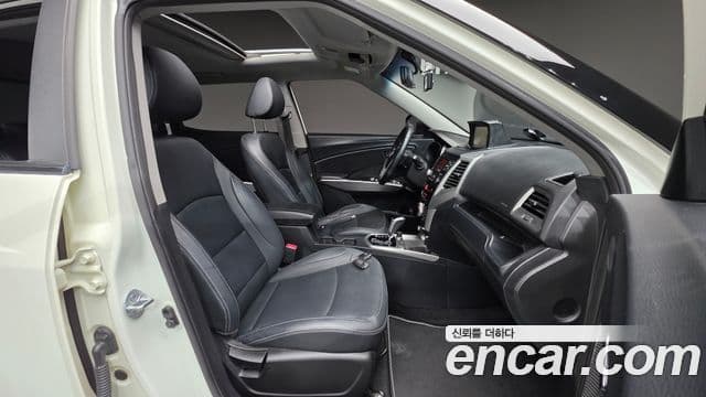 KG모빌리티(SsangYong) Tivoli дизель VX 2WD, 2016 10