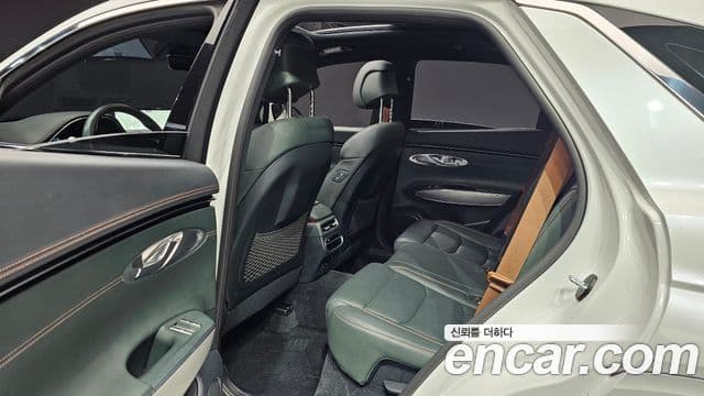 Genesis GV70, 2023 12