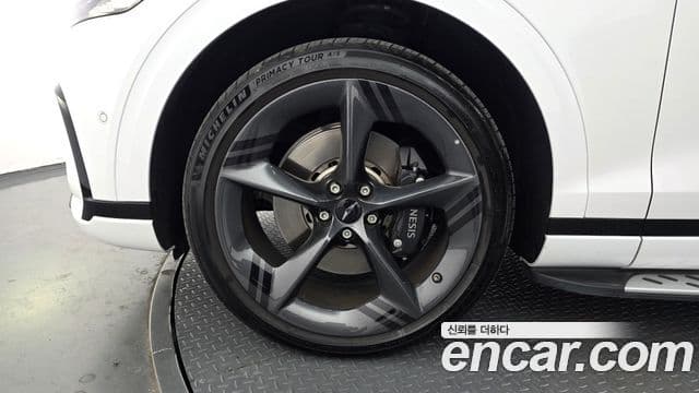 Genesis GV70, 2025 все фото