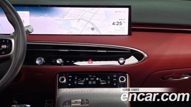 Genesis GV70, 2025 14