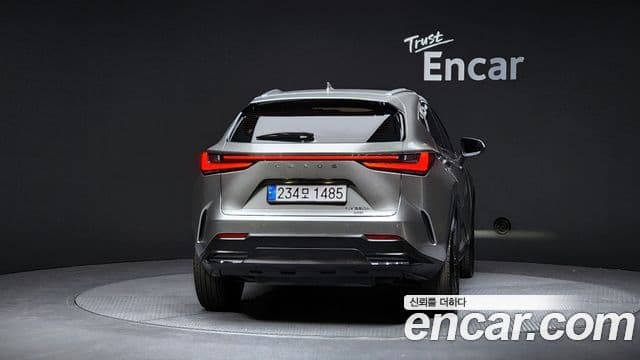 Lexus NX350h 2세대 Premium, 2025 4