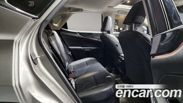 Lexus NX350h 2세대 Premium, 2025 12