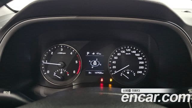 Hyundai All New Tucson Modern, 2019 8