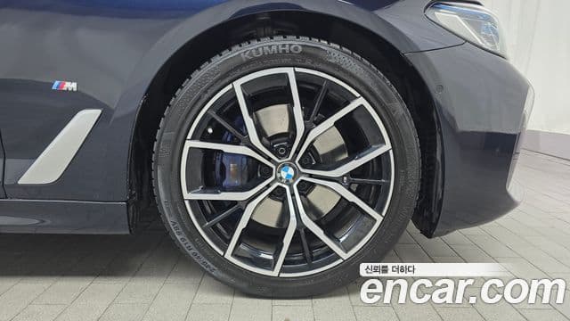 BMW 5시리즈 (G30) 530i M Sport, 2023 все фото