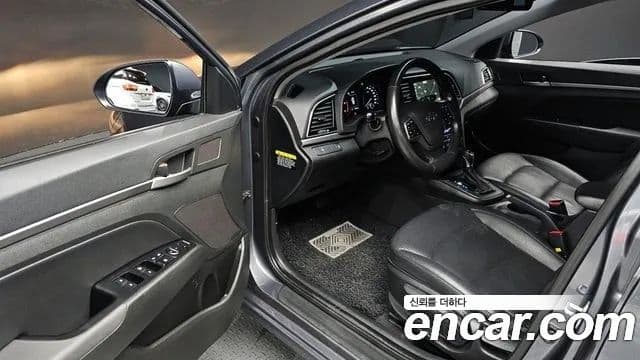 Hyundai Avante AD Special, 2016 11