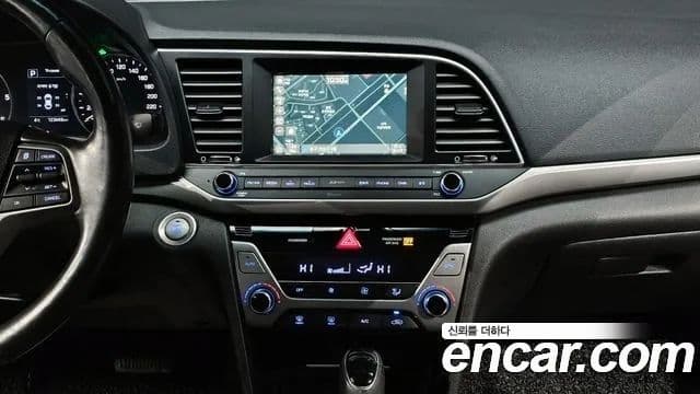 Hyundai Avante AD Special, 2016 15