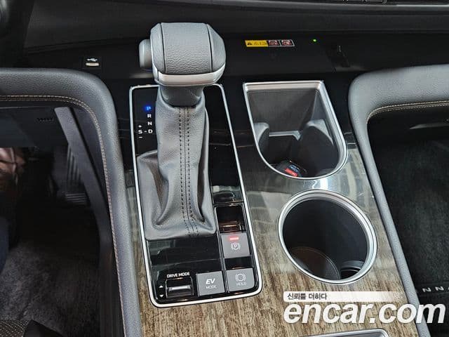 Toyota Sienna 4세대, 2025 11
