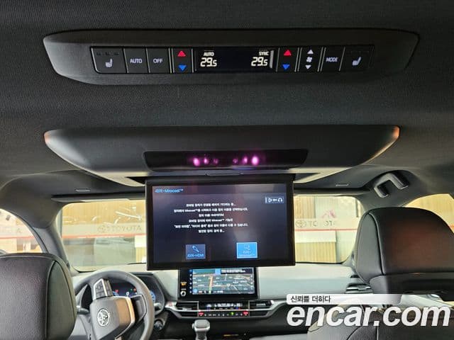 Toyota Sienna 4세대, 2025 17