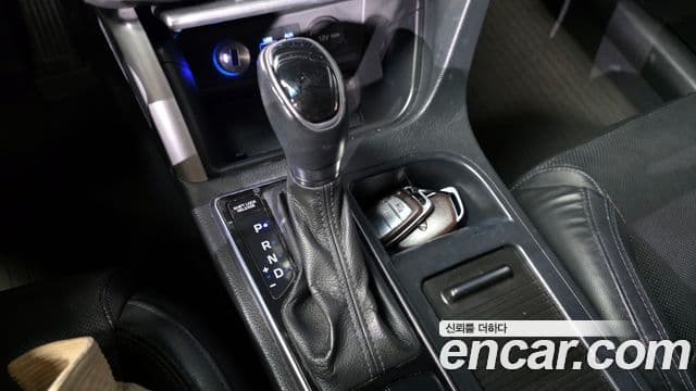 Hyundai LF Sonata Special, 2015 9