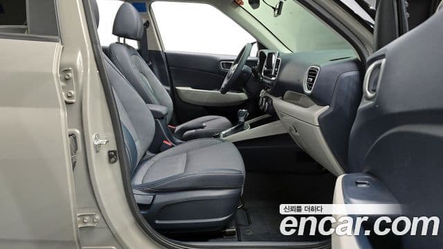 Hyundai Venue Modern, 2020 11