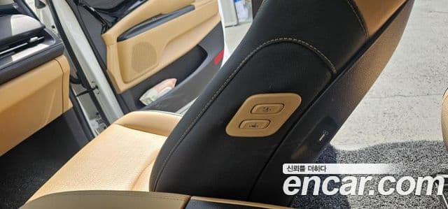 Kia Carnival 4세대 Prestige, 2023 11