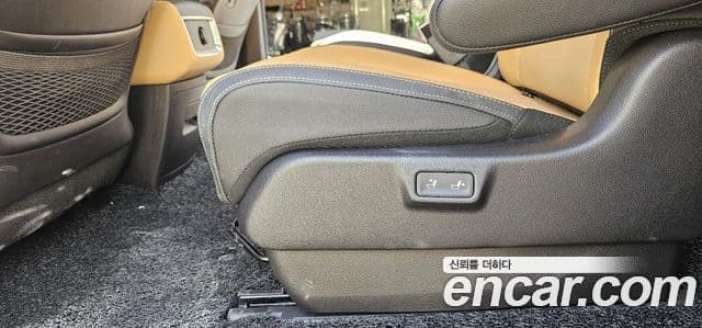 Kia Carnival 4세대 Prestige, 2023 12