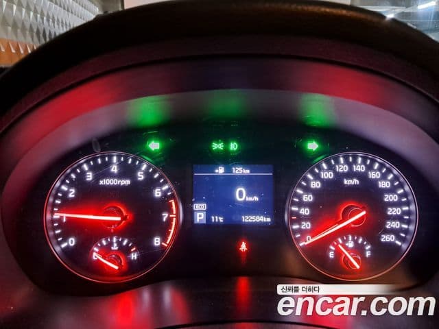 Kia All New K7 Noblesse, 2016 3