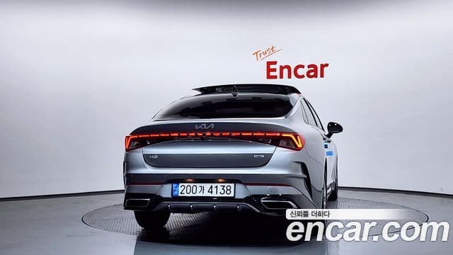 Kia K5 гибрид 3세대 Signature, 2023 4
