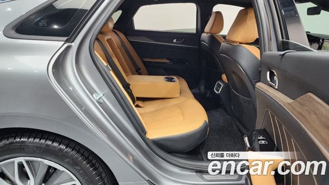 Kia K5 гибрид 3세대 Signature, 2023 12