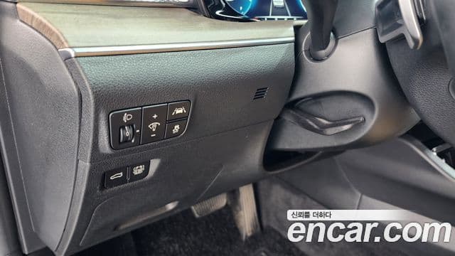 Kia K5 гибрид 3세대 Signature, 2023 14