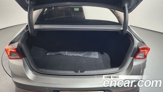 Kia K5 гибрид 3세대 Signature, 2023 20