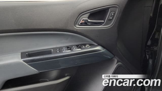 Chevrolet(GM대우) real New 콜로라도 3.6 Z71-X Midnight 4WD, 2021 14