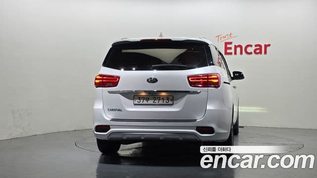 Kia The / новый New Carnival Special, 2019 4