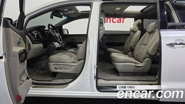 Kia The / новый New Carnival Special, 2019 17