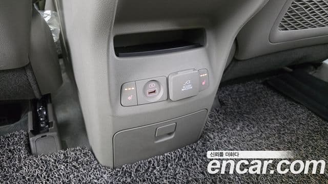 Kia The / новый New Carnival Special, 2019 18