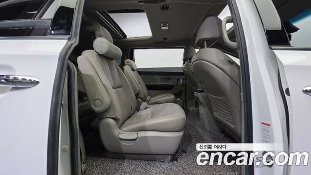 Kia The / новый New Carnival Special, 2019 19