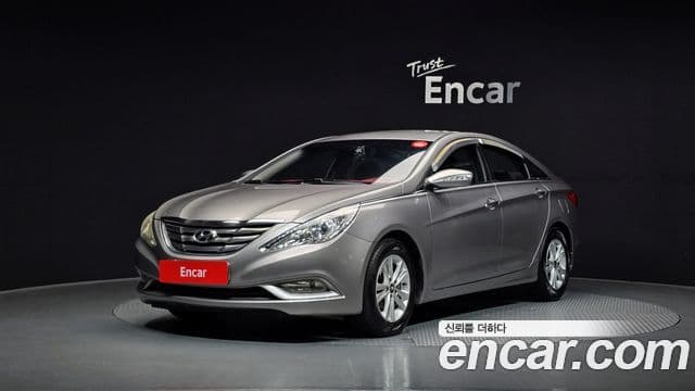 Hyundai YF Sonata чёрный, 2011 1
